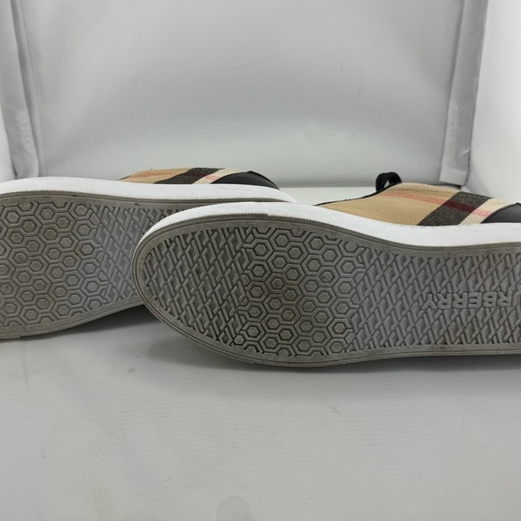 Burberry Tan and Black Sneakers with Diagonal Stripe Authentic - Picture 7 of 9